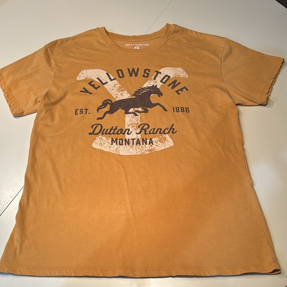 Yellowstone Dutton Ranch T-Shirt - Picture 5 of 10